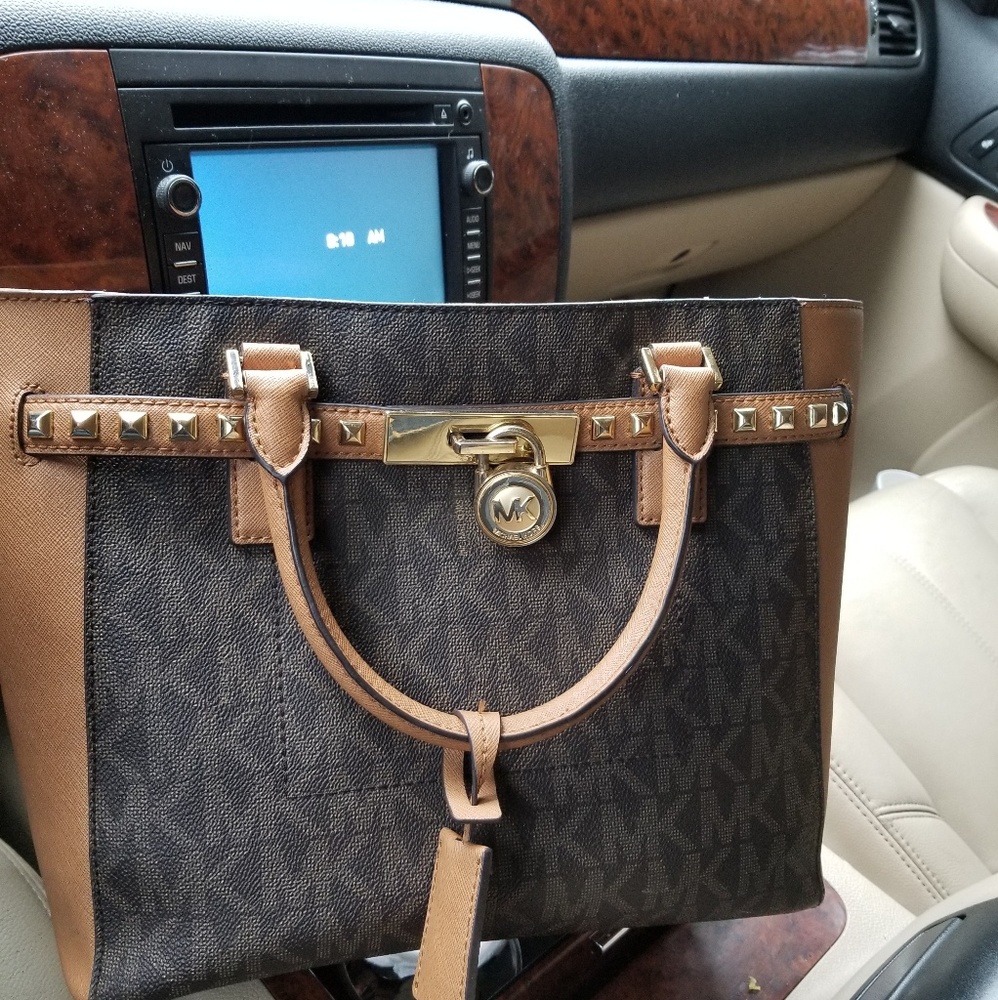 Mk purse